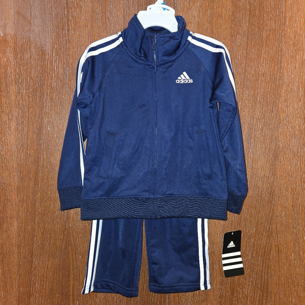 NEW Adidas Dark Blue Tracksuit Size 24 Months